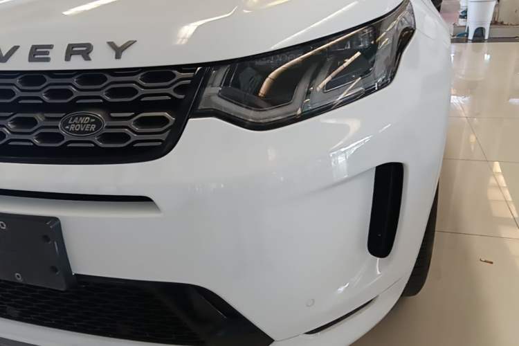 Used Land Rover Discovery Sport 2020 249 PS R-Dynamic Performance Edition Left Front Headlight