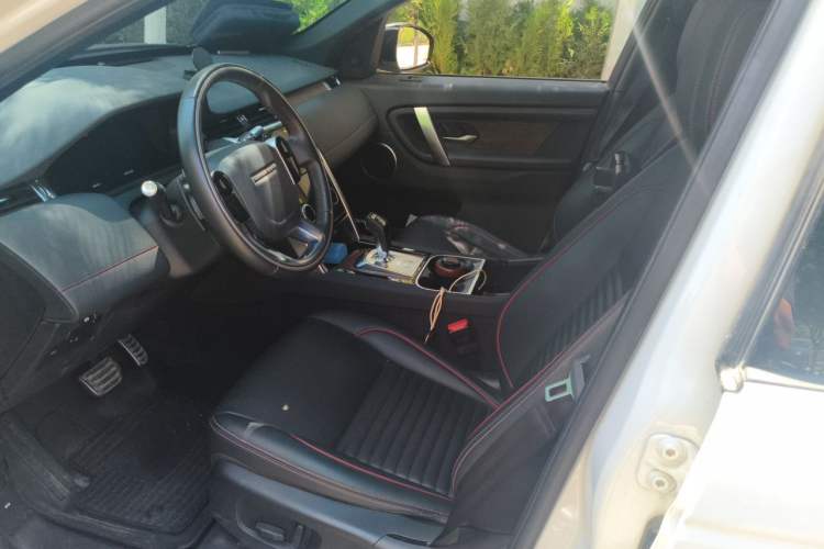 Used Land Rover Discovery Sport 2020 249 PS R-Dynamic Performance Edition Left Front Seat