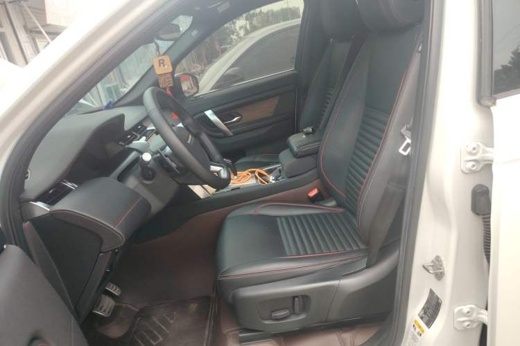 Used Land Rover Discovery Sport 2020 249 PS R-Dynamic Performance Edition Left Front Seat
