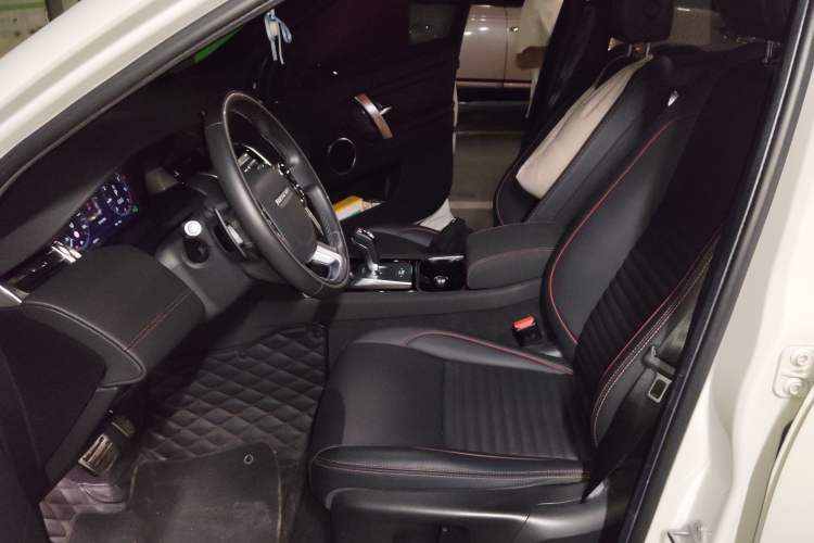 Used Land Rover Discovery Sport 2020 249 PS R-Dynamic Performance Edition Left Front Seat