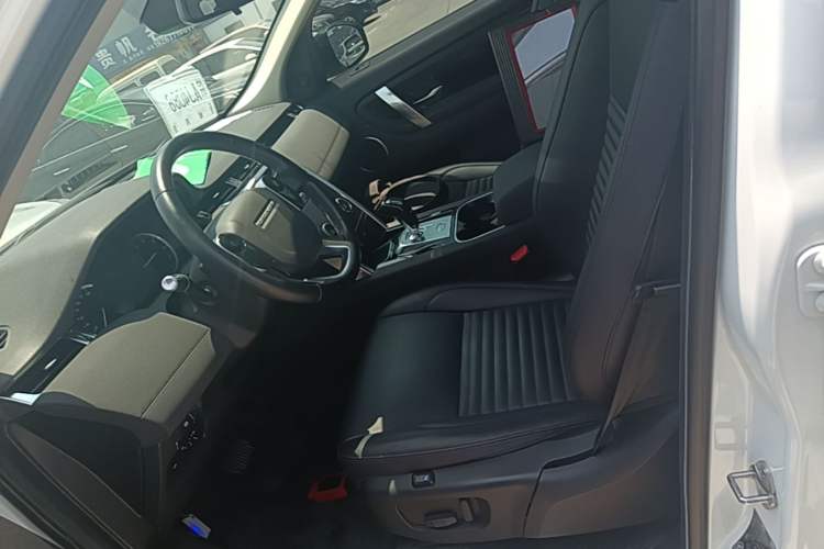 Used Land Rover Discovery Sport 2020 200 PS Family Edition Left Front Seat
