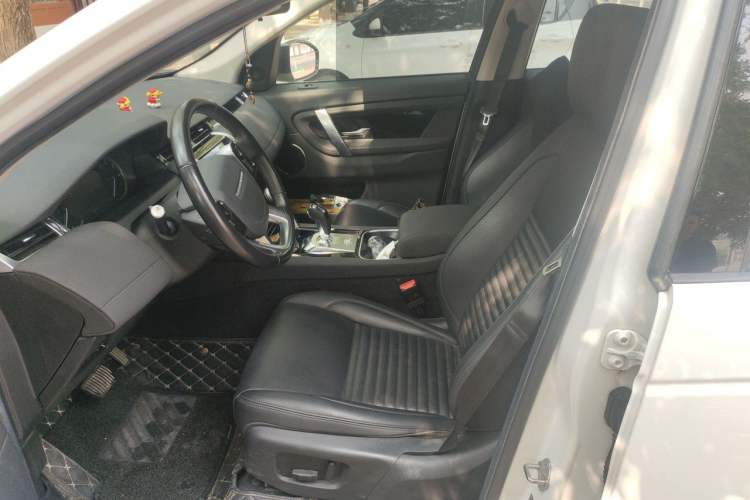 Used Land Rover Discovery Sport 2020 200 PS Family Edition Left Front Seat