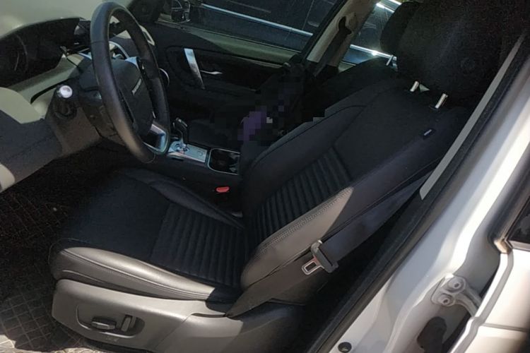 Used Land Rover Discovery Sport 2020 200 PS Family Edition Left Front Seat