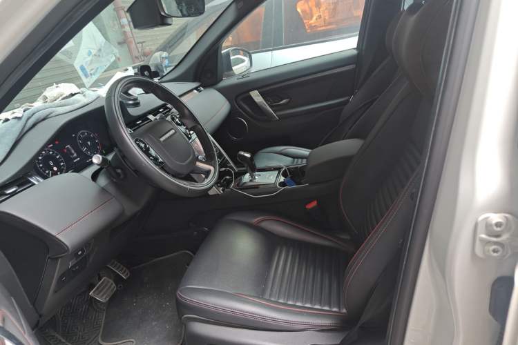 Used Land Rover Discovery Sport 2020 249 PS R-Dynamic Performance Tech Edition 5 Seats Left Front Seat