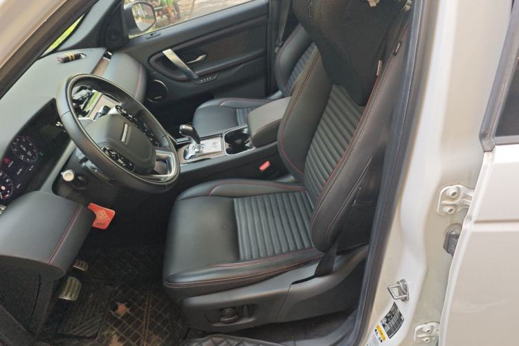 Used Land Rover Discovery Sport 2020 249 PS R-Dynamic Luxury Custom Edition Left Front Seat