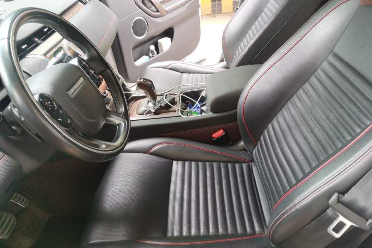 Used Land Rover Discovery Sport 2020 249 PS R-Dynamic Performance Edition Left Front Seat