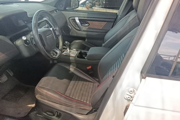 Used Land Rover Discovery Sport 2020 249 PS R-Dynamic Performance Edition Left Front Seat