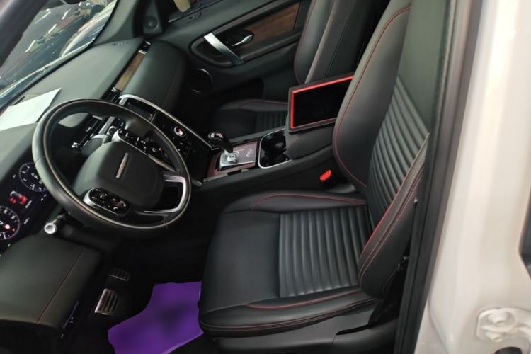 Used Land Rover Discovery Sport 2020 249 PS R-Dynamic Performance Edition Left Front Seat