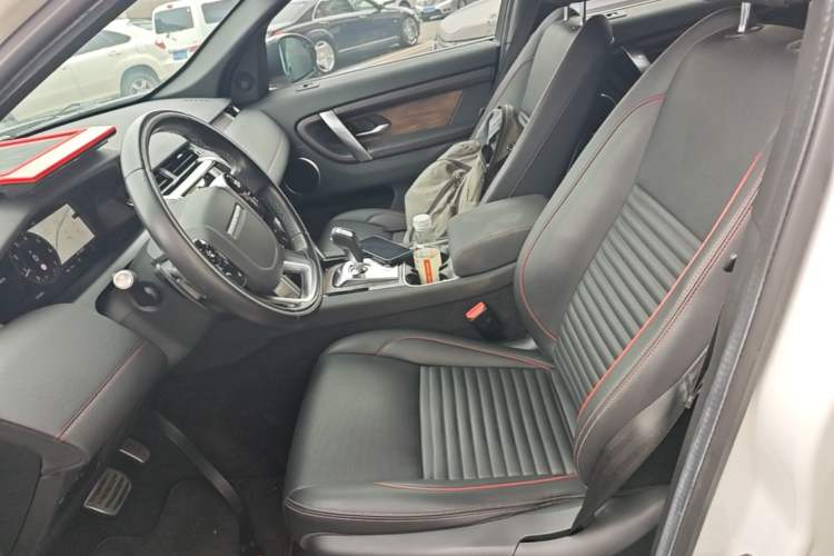 Used Land Rover Discovery Sport 2020 249 PS R-Dynamic Performance Edition Left Front Seat