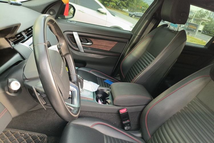 Used Land Rover Discovery Sport 2020 249 PS R-Dynamic Performance Tech Edition 7 Seats Left Front Seat