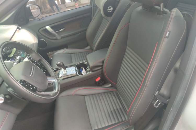Used Land Rover Discovery Sport 2020 249 PS R-Dynamic Performance Edition Left Front Seat