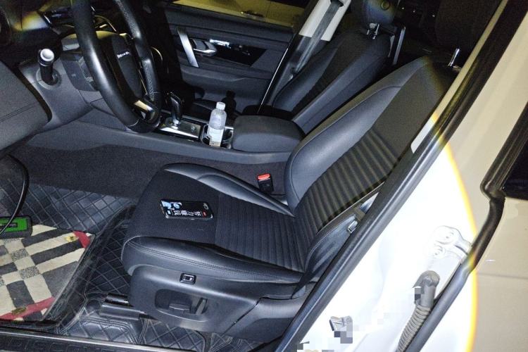 Used Land Rover Discovery Sport 2020 200 PS Family Edition Left Front Seat