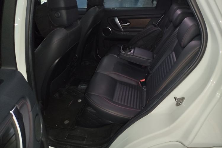 Used Land Rover Discovery Sport 2020 249 PS R-Dynamic Performance Edition Left Rear Seat