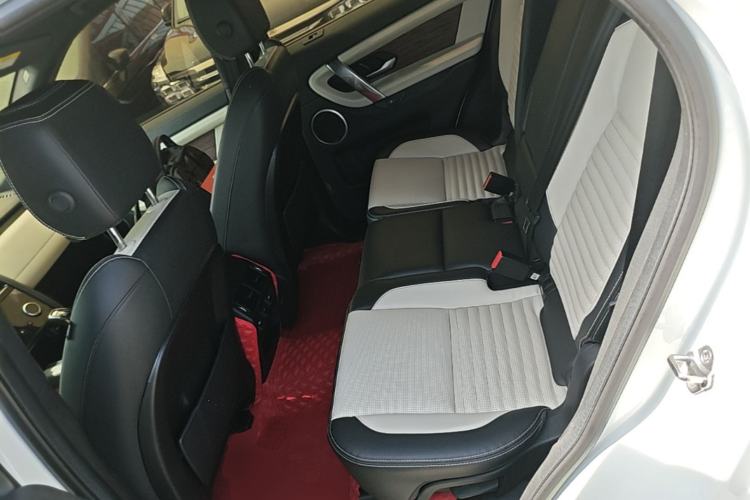 Used Land Rover Discovery Sport 2020 249 PS R-Dynamic Performance Tech Edition 7 Seats Left Rear Seat