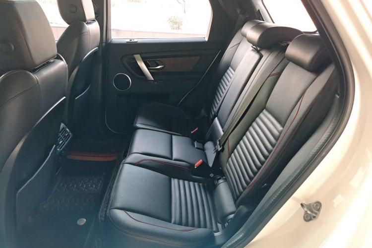 Used Land Rover Discovery Sport 2020 249 PS R-Dynamic Performance Tech Edition 7 Seats Left Rear Seat