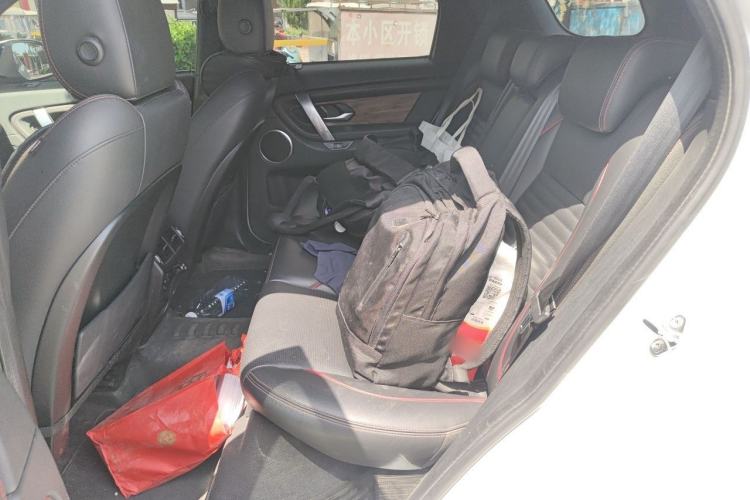 Used Land Rover Discovery Sport 2020 249 PS R-Dynamic Performance Edition Left Rear Seat