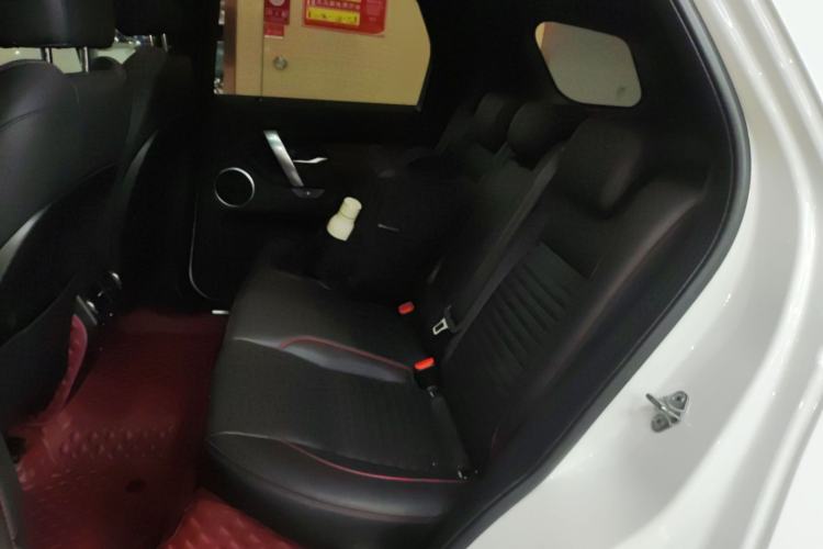 Used Land Rover Discovery Sport 2020 249 PS R-Dynamic Performance Edition Left Rear Seat