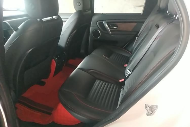 Used Land Rover Discovery Sport 2020 249 PS R-Dynamic Performance Edition Left Rear Seat
