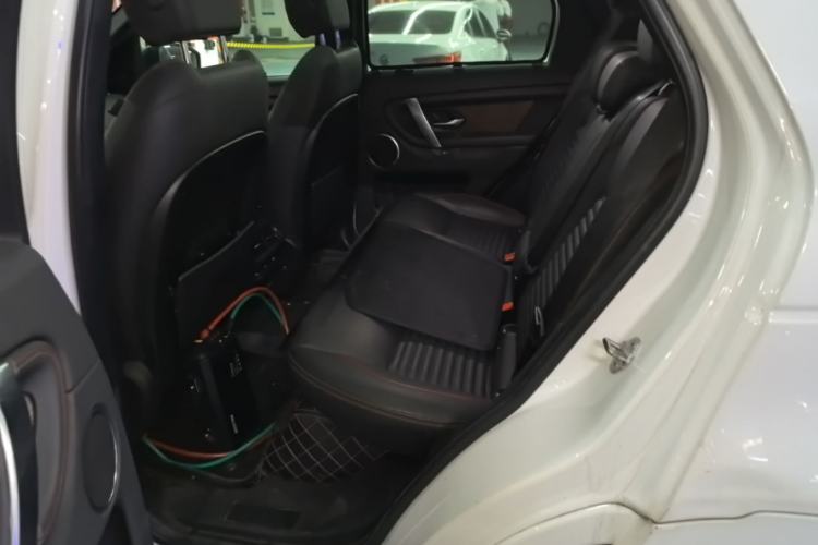 Used Land Rover Discovery Sport 2020 249 PS R-Dynamic Performance Edition Left Rear Seat
