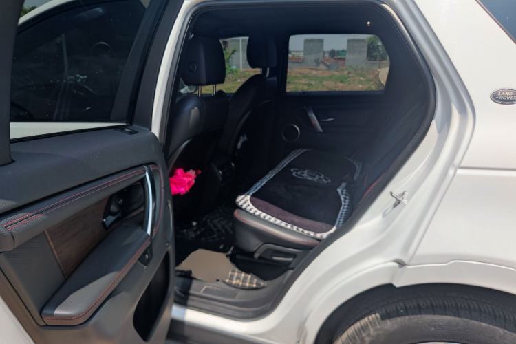 Used Land Rover Discovery Sport 2020 249 PS R-Dynamic Performance Tech Edition 7 Seats Left Rear Seat