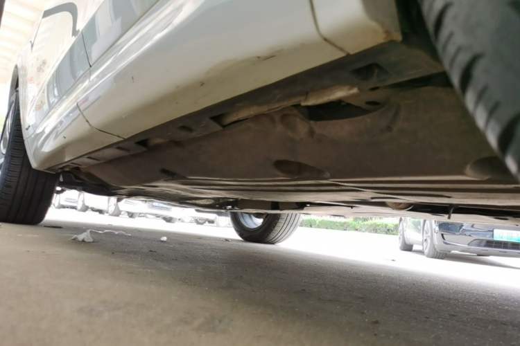 Used Land Rover Discovery Sport 2020 249 PS R-Dynamic Performance Edition Left Side Sill