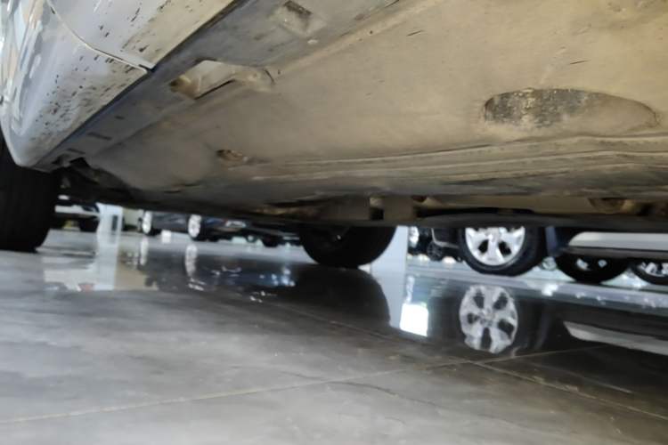 Used Land Rover Discovery Sport 2020 249 PS R-Dynamic Performance Edition Left Side Sill
