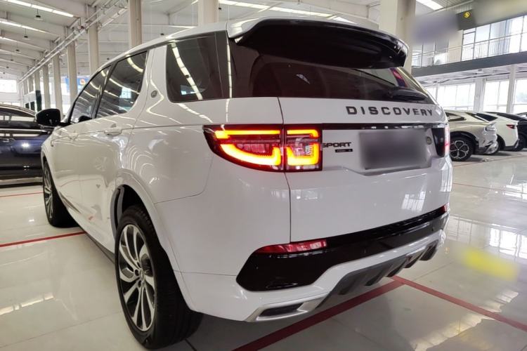 Used Land Rover Discovery Sport 2020 249 PS R-Dynamic Performance Edition Rear Left 45 Deg