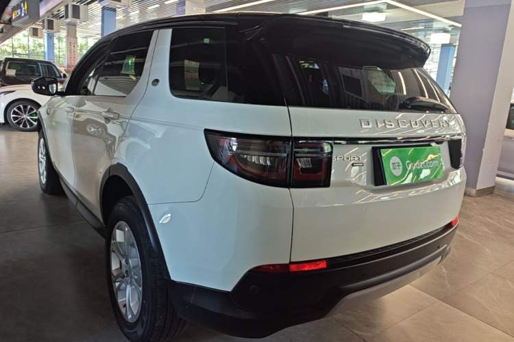 Used Land Rover Discovery Sport 2020 200 PS Family Edition Rear Left 45 Deg