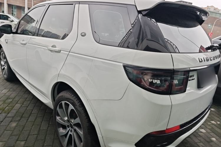 Used Land Rover Discovery Sport 2020 249 PS R-Dynamic Performance Edition Rear Left 45 Deg