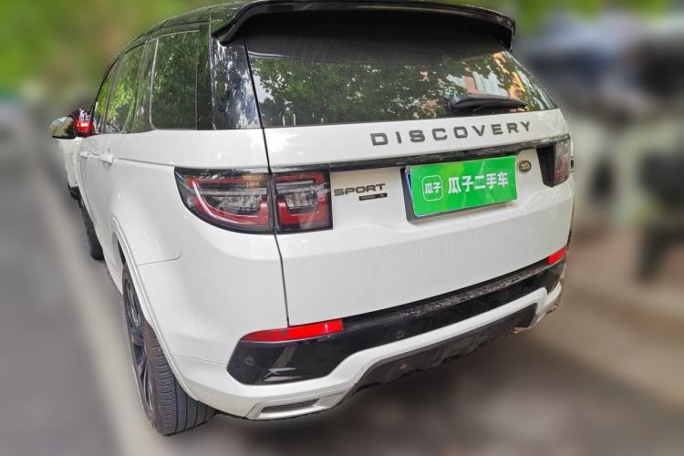 Used Land Rover Discovery Sport 2020 249 PS R-Dynamic Performance Edition Rear Left 45 Deg