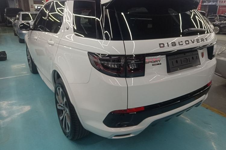 Used Land Rover Discovery Sport 2020 249 PS R-Dynamic Performance Edition Rear Left 45 Deg