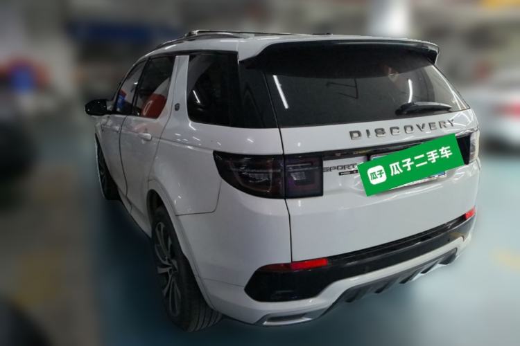 Used Land Rover Discovery Sport 2020 249 PS R-Dynamic Performance Edition Rear Left 45 Deg