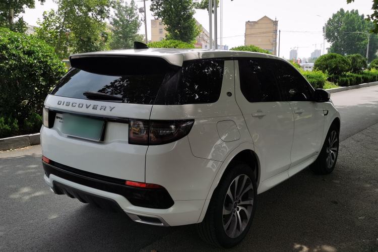 Used Land Rover Discovery Sport 2020 249 PS R-Dynamic Performance Edition Rear Right 45 Deg