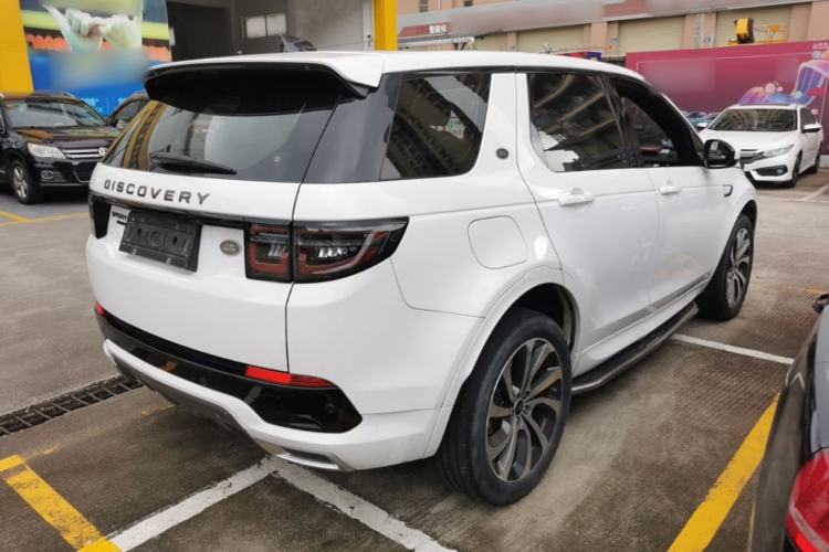 Used Land Rover Discovery Sport 2020 249 PS R-Dynamic Performance Edition Rear Right 45 Deg