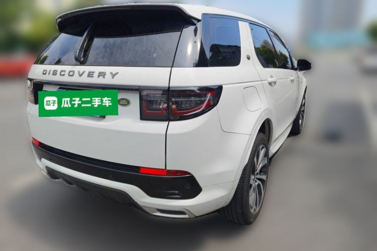 Used Land Rover Discovery Sport 2020 249 PS R-Dynamic Performance Edition Rear Right 45 Deg