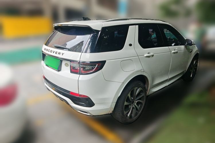 Used Land Rover Discovery Sport 2020 249 PS R-Dynamic Performance Edition Rear Right 45 Deg