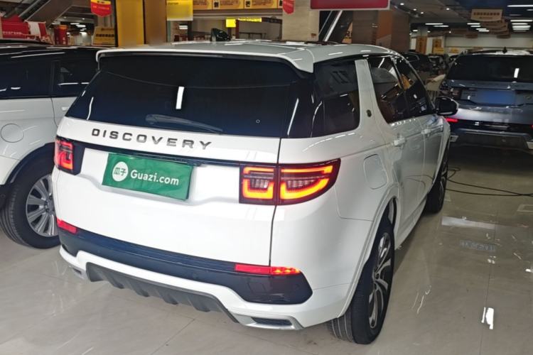 Used Land Rover Discovery Sport 2020 249 PS R-Dynamic Performance Edition Rear Right 45 Deg