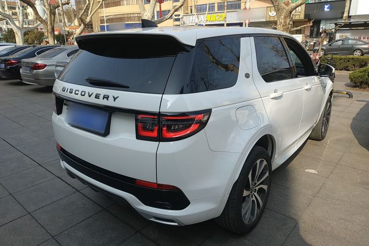 Used Land Rover Discovery Sport 2020 249 PS R-Dynamic Performance Edition Rear Right 45 Deg