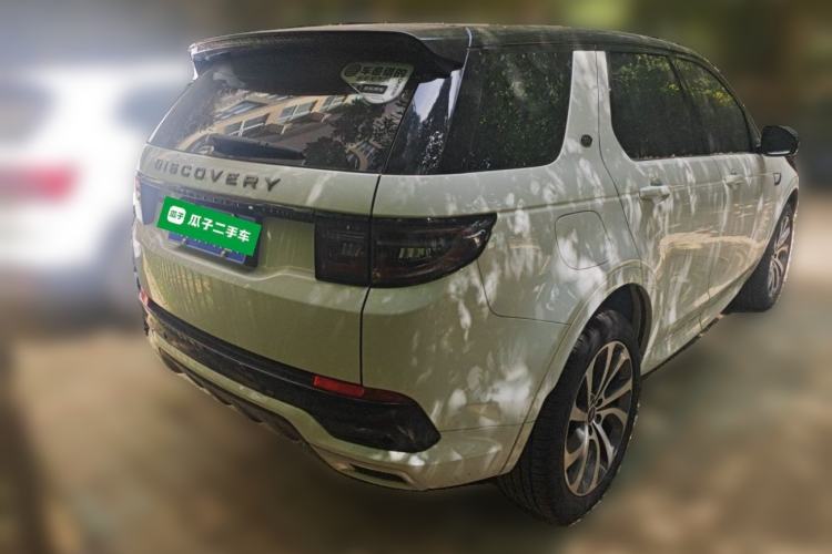 Used Land Rover Discovery Sport 2020 249 PS R-Dynamic Performance Edition Rear Right 45 Deg