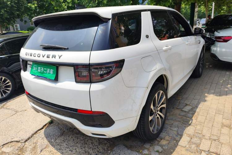 Used Land Rover Discovery Sport 2020 249 PS R-Dynamic Performance Edition Rear Right 45 Deg