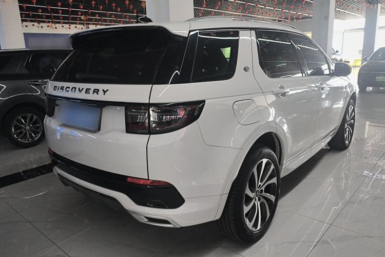 Used Land Rover Discovery Sport 2020 249 PS R-Dynamic Performance Edition Rear Right 45 Deg