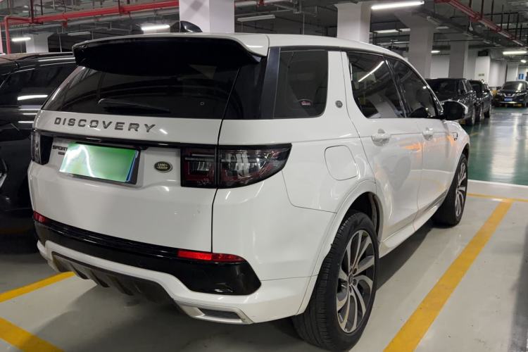 Used Land Rover Discovery Sport 2020 249 PS R-Dynamic Performance Edition Rear Right 45 Deg