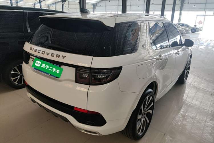 Used Land Rover Discovery Sport 2020 249 PS R-Dynamic Performance Edition Rear Right 45 Deg