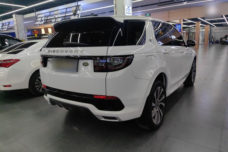 Used Land Rover Discovery Sport 2020 249 PS R-Dynamic Performance Edition Rear Right 45 Deg