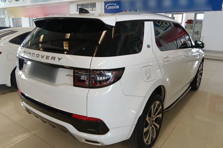 Used Land Rover Discovery Sport 2020 249 PS R-Dynamic Performance Edition Rear Right 45 Deg
