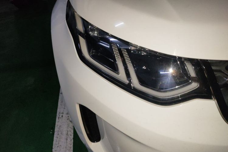 Used Land Rover Discovery Sport 2020 249 PS R-Dynamic Performance Edition Right Front Headlight