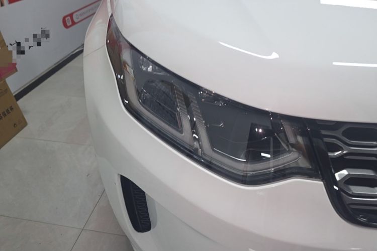Used Land Rover Discovery Sport 2020 249 PS R-Dynamic Performance Tech Edition 5 Seats Right Front Headlight