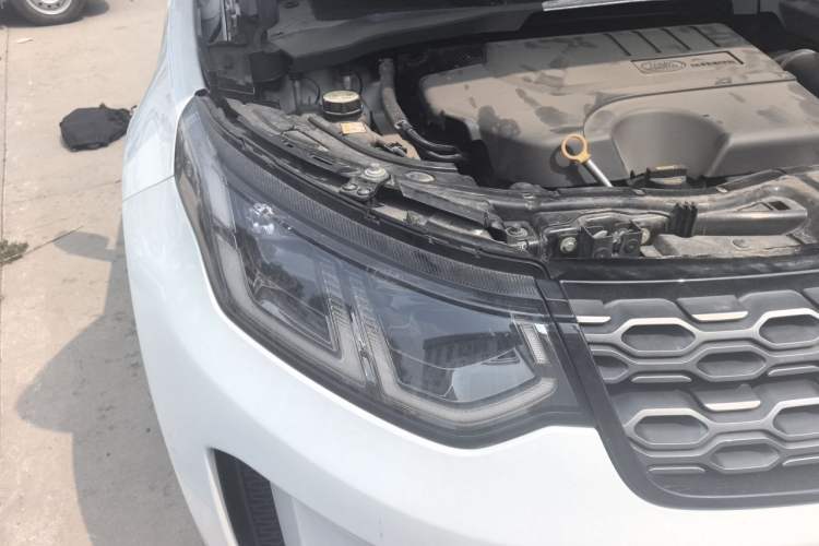 Used Land Rover Discovery Sport 2020 249 PS R-Dynamic Performance Edition Right Front Headlight