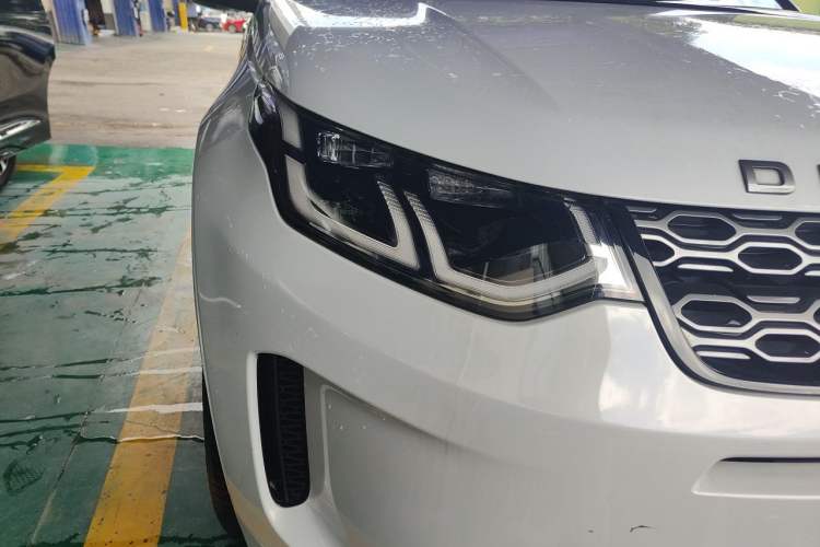 Used Land Rover Discovery Sport 2020 249 PS R-Dynamic Performance Edition Right Front Headlight