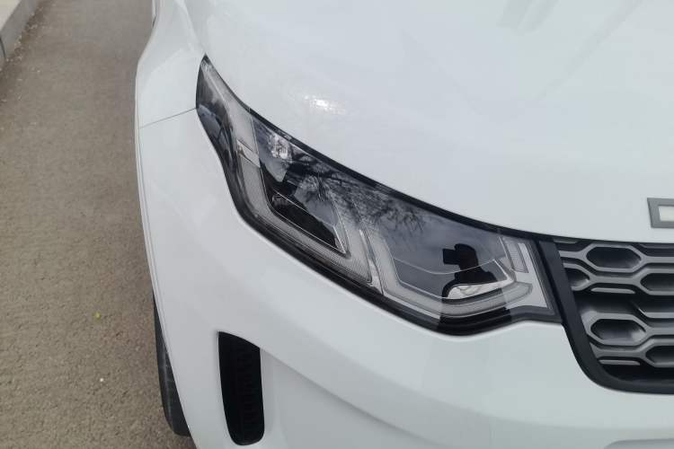 Used Land Rover Discovery Sport 2020 249 PS R-Dynamic Performance Edition Right Front Headlight